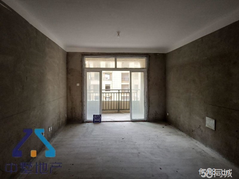 东一小学,大润发,新市医院,高档小区户型采光好,急用钱诚心出