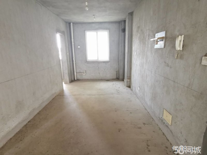 出售 宏泰春晖苑 6楼复式 送车库 满五唯一 可以按揭 诚心